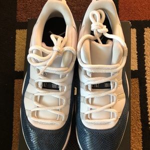 Jordan 11 Low Snakeskin Navy 2019